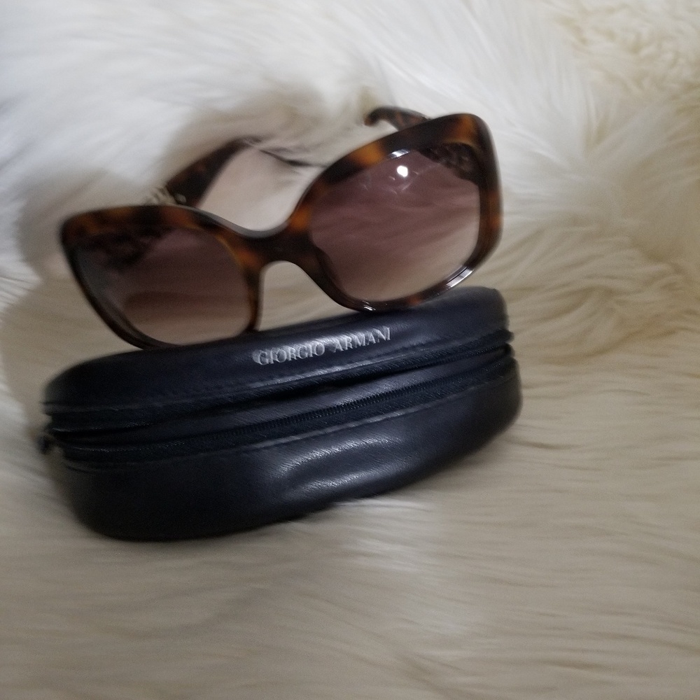 Sun glasses